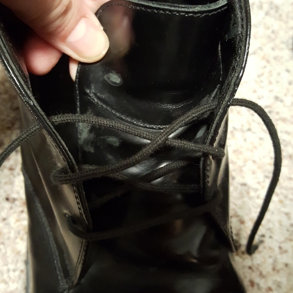 Eddie Bauer Chukka Boots - Picture 7 of 10